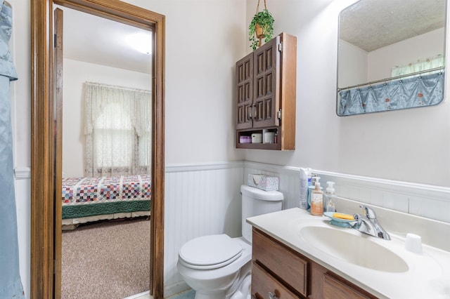 3721 Claremont Ave, Evansville, IN 47712 - full bathroom featuring a wainscoted wall and vanity