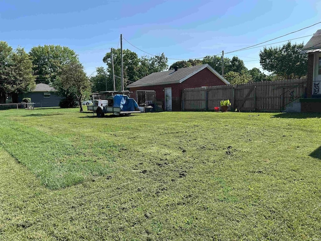 2816 E Morgan Ave, Evansville, IN 47711 - view of yard