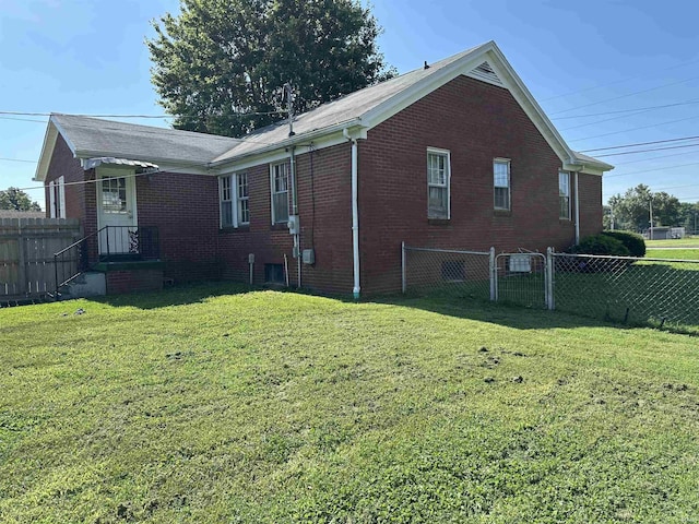 2816 E Morgan Ave, Evansville, IN 47711 - view of side of property with brick siding