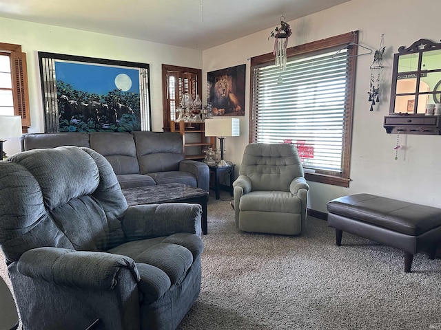 2816 E Morgan Ave, Evansville, IN 47711 - carpeted living room with baseboards