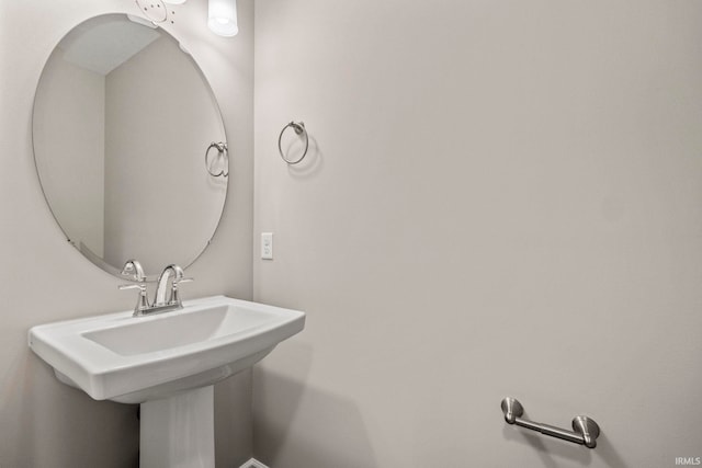 10263 Tirian Pl, Fort Wayne, IN 46835 - bathroom featuring a sink
