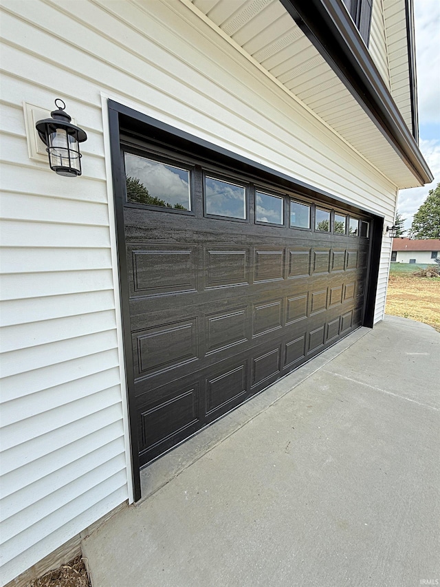 1405 Rosewood Dr, Washington, IN 47501 - garage featuring driveway