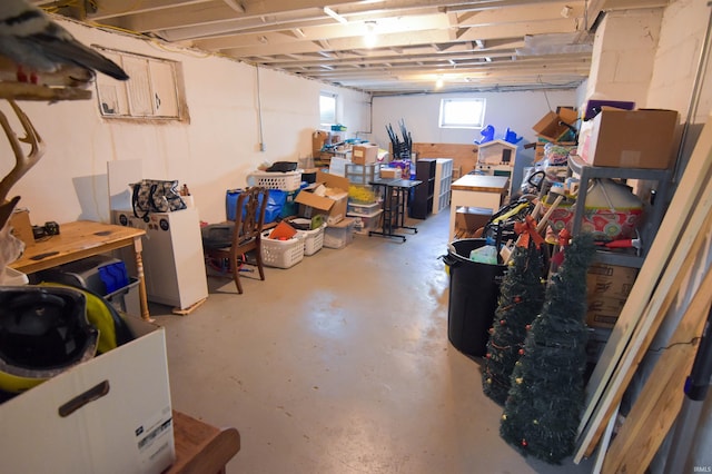 2221 Washington Ave, Evansville, IN 47714 - view of below grade area