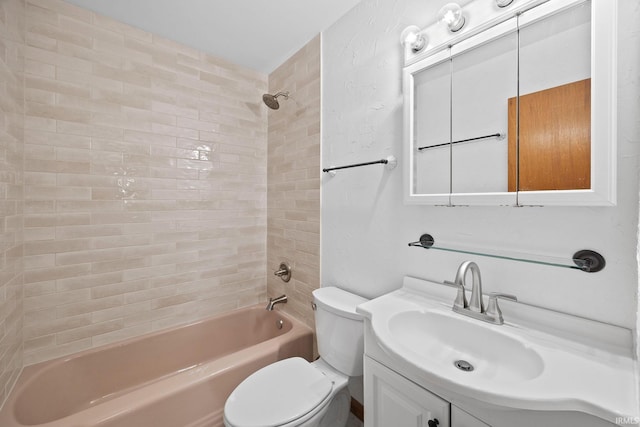 8416 S 400 W, Lafayette, IN 47909 - full bath with shower / tub combination and vanity