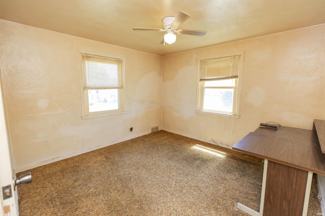 517 S Edison Ave, South Bend, IN 46619 - unfurnished room with a ceiling fan and carpet