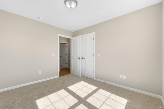 13969 Diavik Pl, Fort Wayne, IN 46845 - unfurnished room with light colored carpet and a smoke detector