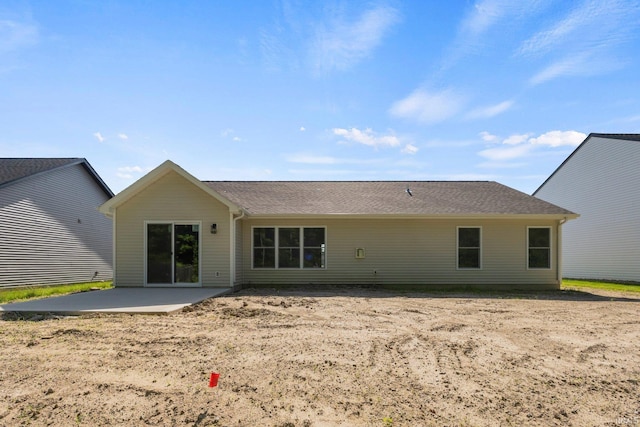13969 Diavik Pl, Fort Wayne, IN 46845 - back of house with a patio area