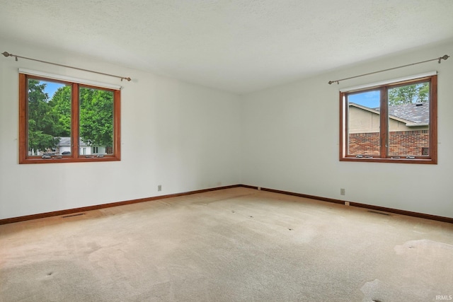 708 Forest Dr, Frankfort, IN 46041 - unfurnished room with carpet and baseboards