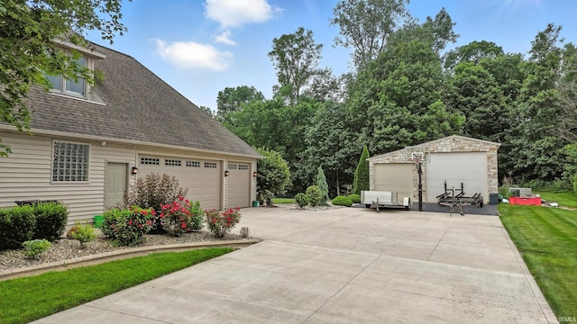 17325 N State Road 1st Rd, Spencerville, IN 46788 - view of detached garage