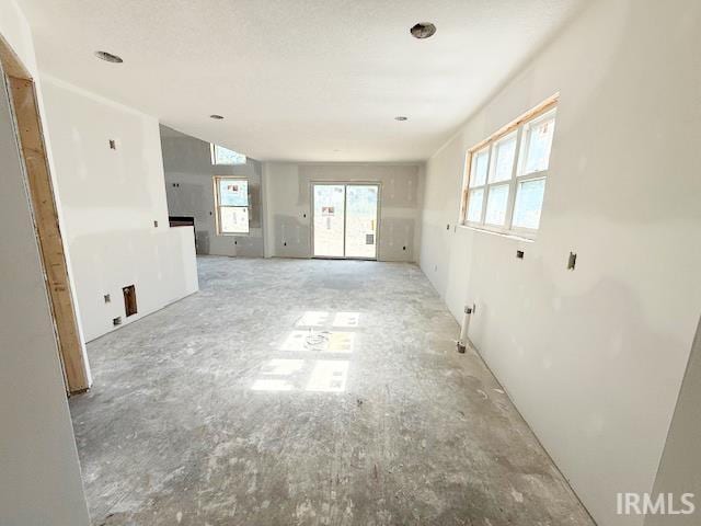 13315 Halen Hill Ct, Fort Wayne, IN 46818 - view of empty room
