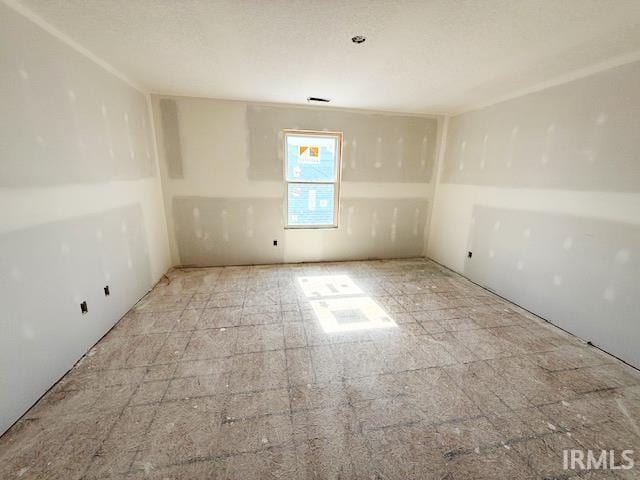13315 Halen Hill Ct, Fort Wayne, IN 46818 - view of unfurnished room