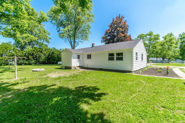 6321 Butt Rd, Fort Wayne, IN 46818 - back of house with entry steps