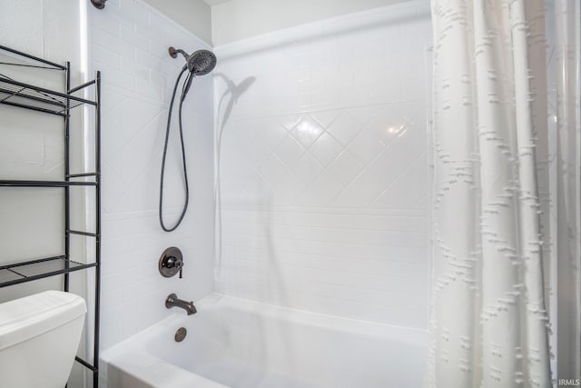 8 Emerald Ln, Huntington, IN 46750 - bathroom featuring shower / bath combo and toilet