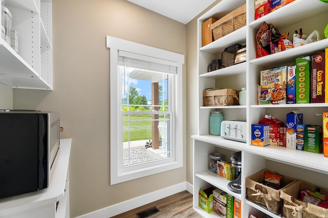 7316 Butt Rd, Fort Wayne, IN 46818 - view of pantry