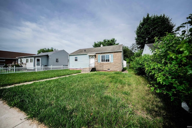 221 S Kenmore St, South Bend, IN 46619 - view of front facade