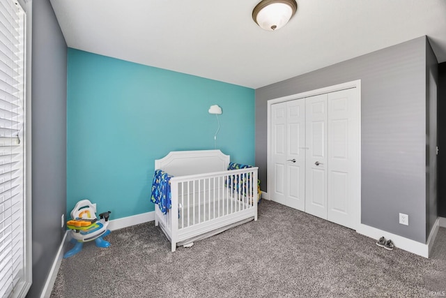 4310 Ashard Dr, South Bend, IN 46628 - bedroom featuring carpet floors and a closet