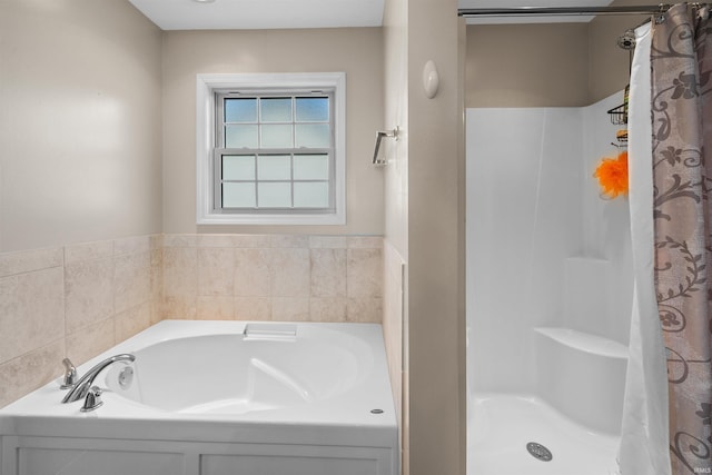 378 Buchanan St, West Lafayette, IN 47906 - full bathroom featuring a garden tub and curtained shower