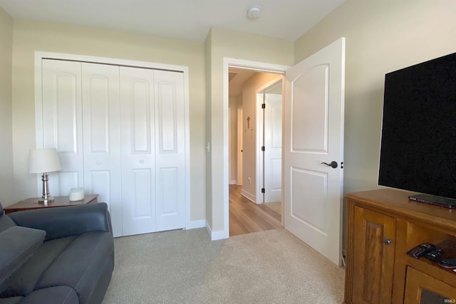 3065 E Butler Ct, Columbia City, IN 46725 - bedroom with a closet and light colored carpet