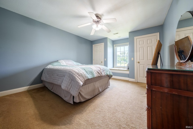 2220 Meadowbrook Dr, Marion, IN 46952 - bedroom with light carpet and ceiling fan