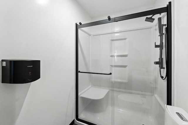 1914 Emerson Ave, Fort Wayne, IN 46808 - full bathroom with a stall shower