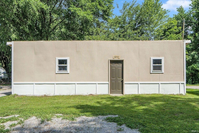 1331 Summit St, New Haven, IN 46774 - southwest-style home with a front yard