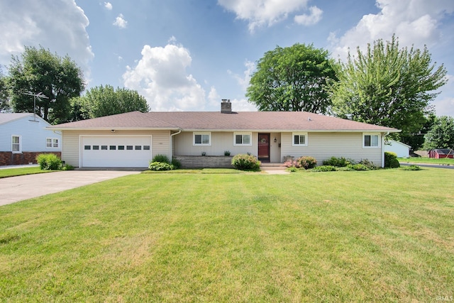 1401 S M St, Elwood, IN 46036 - single story home featuring a garage, driveway, a chimney, and a front lawn