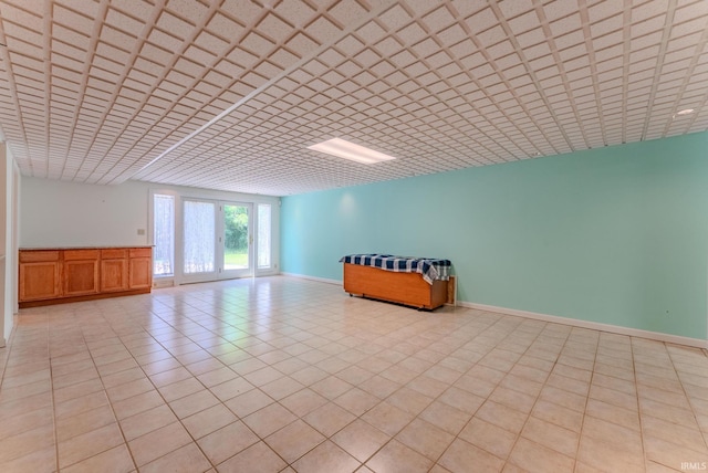 425 E Val Ln, Marion, IN 46952 - empty room featuring baseboards