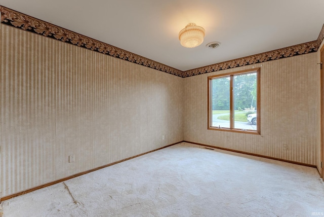 425 E Val Ln, Marion, IN 46952 - empty room featuring carpet floors and wallpapered walls