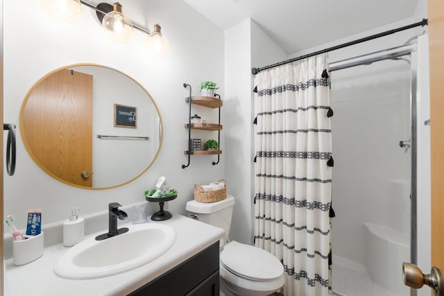 3139 E Colony Ave, Columbia City, IN 46725 - bathroom with a shower with curtain and vanity
