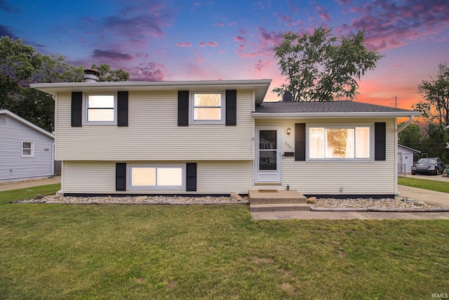 3301 Cabot Dr, South Bend, IN 46635 - split level home featuring a front lawn
