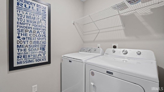 1185 Catesby Ct, Fort Wayne, IN 46818 - laundry room with independent washer and dryer