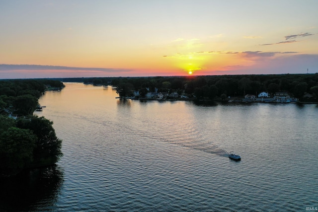 506 N Beech Rd, Osceola, IN 46561 - water view