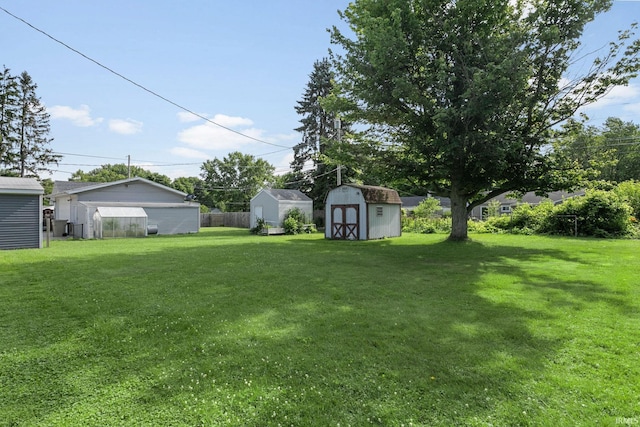 4026 Brookton Dr, South Bend, IN 46614 - view of yard with a storage shed