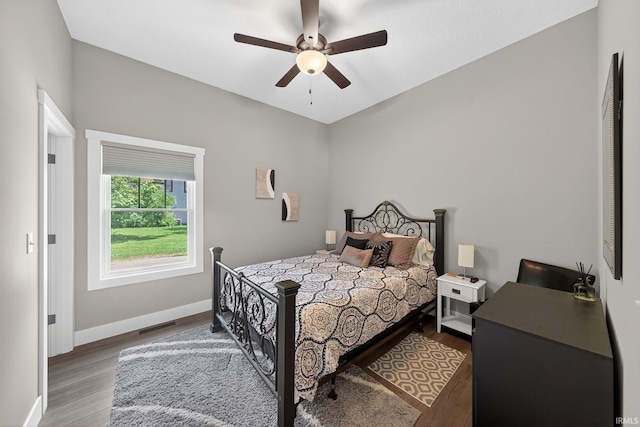 1229 Corby Blvd, South Bend, IN 46617 - bedroom with wood finished floors and a ceiling fan