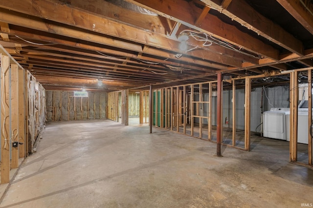 23099 Gardena Pl, Elkhart, IN 46514 - below grade area with washer and clothes dryer