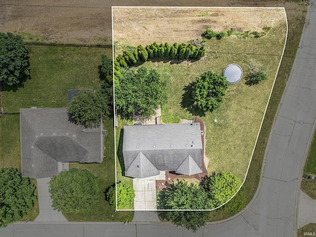 23200 S Oakleaf Dr, Elkhart, IN 46514 - aerial view of property and surrounding area with property parcel outlined