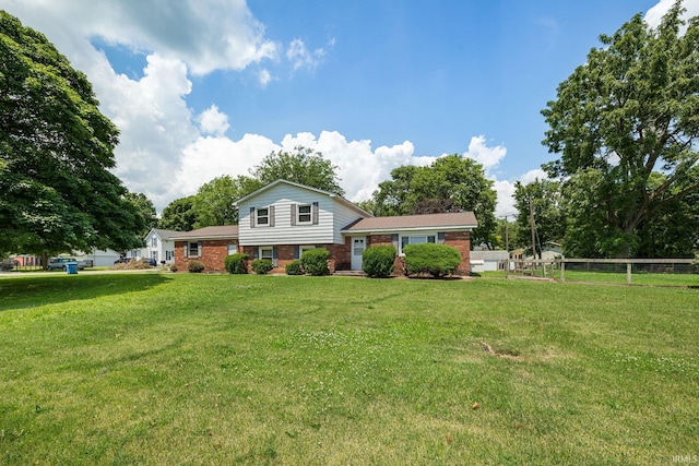 303 N Center St, Boswell, IN 47921 - tri-level home with brick siding