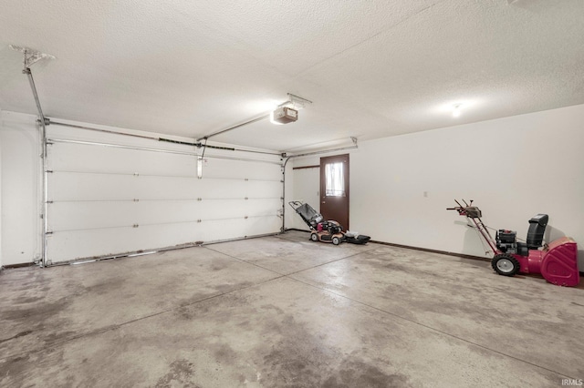 5610 E State Blvd, Fort Wayne, IN 46815 - garage with a garage door opener