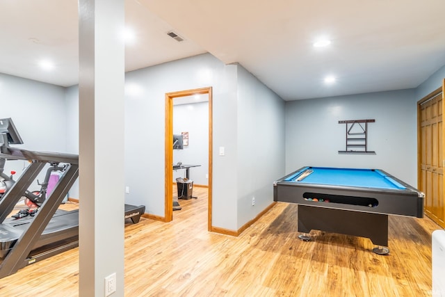 114 Whispering Ln, South Whitley, IN 46787 - recreation room featuring wood finished floors, billiards table, and recessed lighting