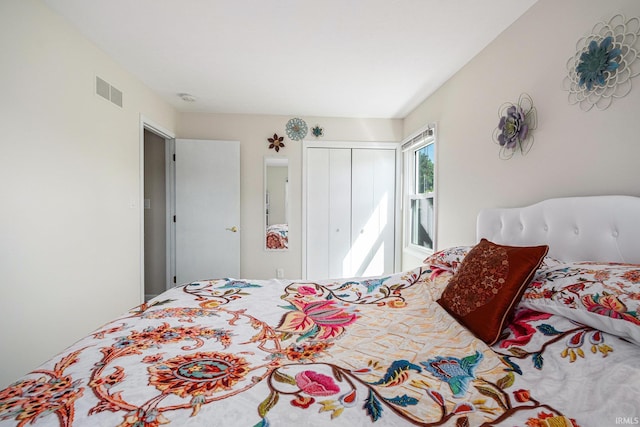 54410 Pleasant Valley Dr, Osceola, IN 46561 - bedroom featuring a closet