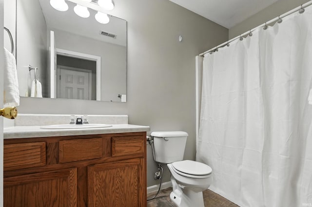 806 Deer Ridge Xing, Auburn, IN 46706 - full bathroom featuring vanity and curtained shower