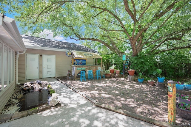 1760 Grant St, Elkhart, IN 46514 - view of patio / terrace