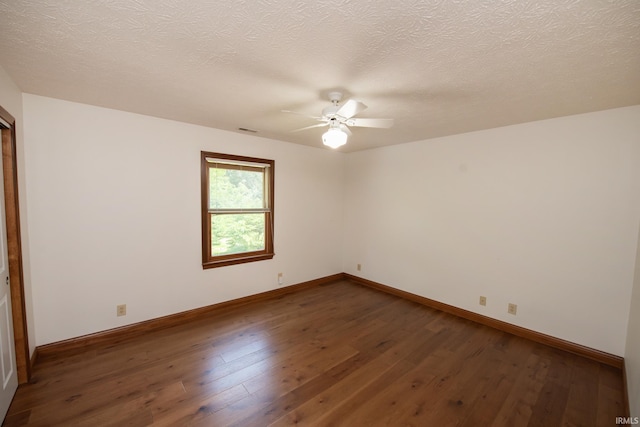 3827 Sunnycroft Pl, West Lafayette, IN 47906 - empty room featuring a ceiling fan, hardwood / wood-style floors, and a textured ceiling