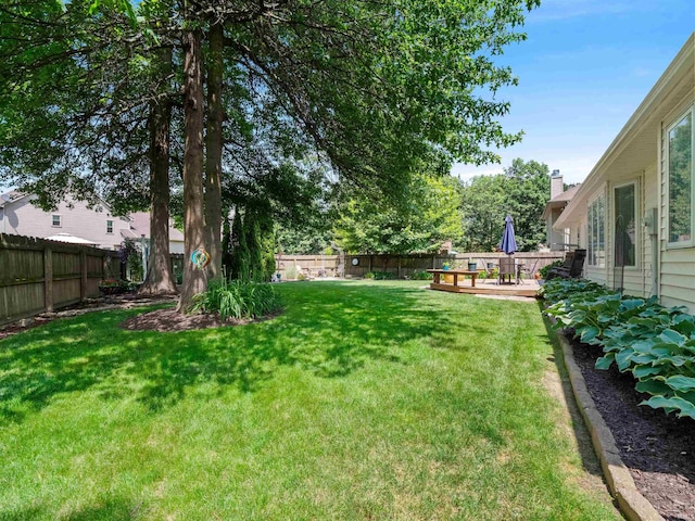 6709 Shag Bark Ct, Fort Wayne, IN 46835 - fenced backyard featuring a deck
