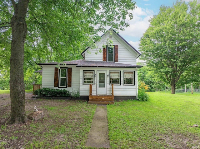 12632 N 325 E, North Manchester, IN 46962 - view of front of property featuring a front yard and roof with shingles
