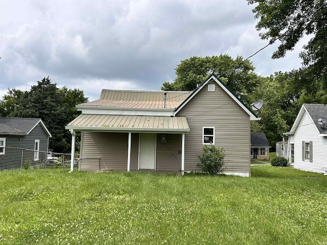 120 W Warren St, Mitchell, IN 47446 - back of property featuring a metal roof