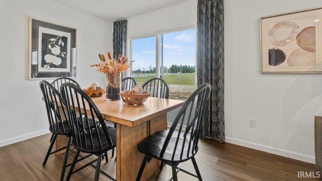 1217 Catesby Ct, Fort Wayne, IN 46818 - dining area with dark wood-style flooring