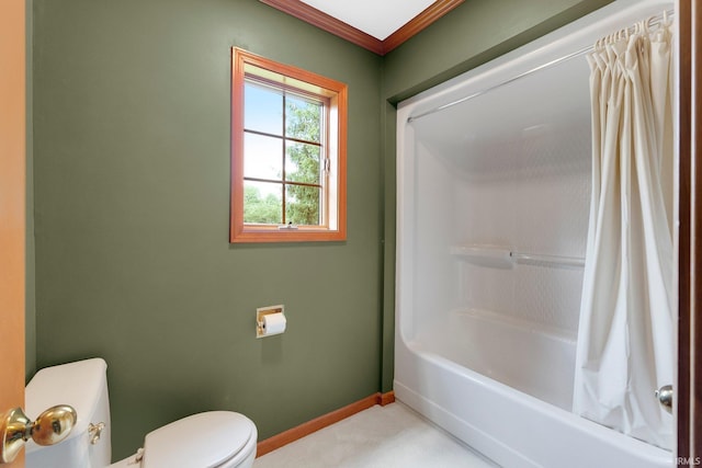 1102 Cabriolet Blvd, Auburn, IN 46706 - full bath with shower / bath combination with curtain and crown molding
