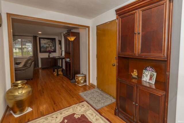 2714 Erskine Blvd, South Bend, IN 46614 - foyer with wood finished floors