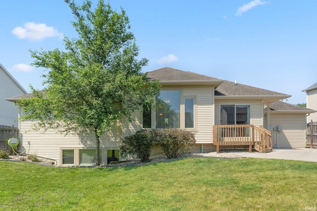 12828 Palazzo Blvd, Fort Wayne, IN 46845 - view of front facade featuring roof with shingles